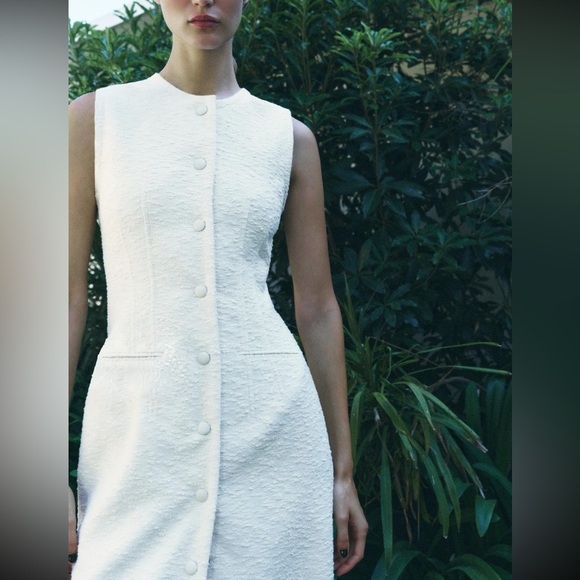 ZARA Structured Straight Cut Dress - Picture 2 of 5